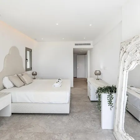 فيلة Beachfront Villla Mimosa *