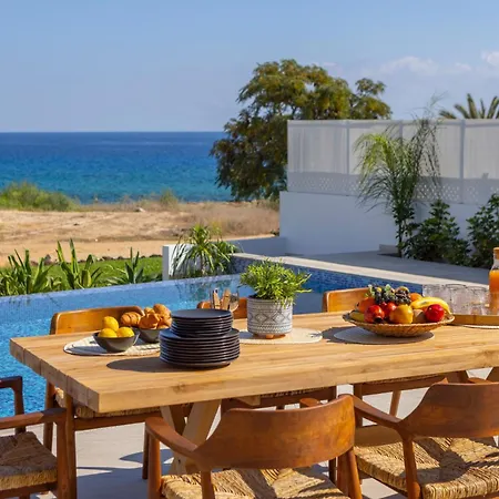 فيلة Beachfront Villla Mimosa بروتاراس